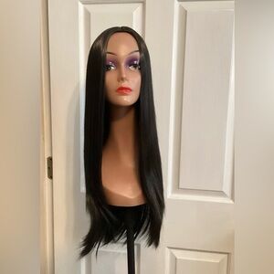 Long Wig Synthetic Black w/Razor Cut